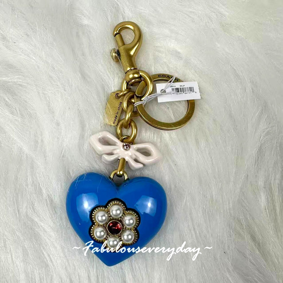 Coach Heart Bag Charm In Resin/Brass/Blue Multi CBH12 Key Chain Key Ring NWT - Picture 1 of 7